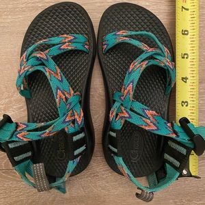 Chaco girls sandals